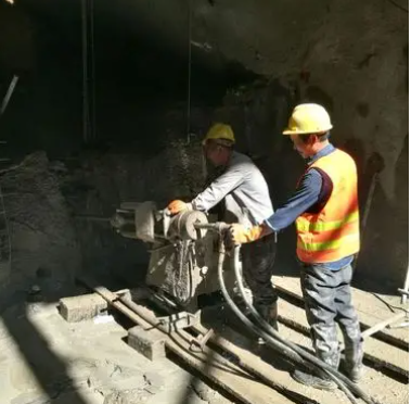 畅好乡水下抗分散灌浆料特点 水下不分散注浆料介绍